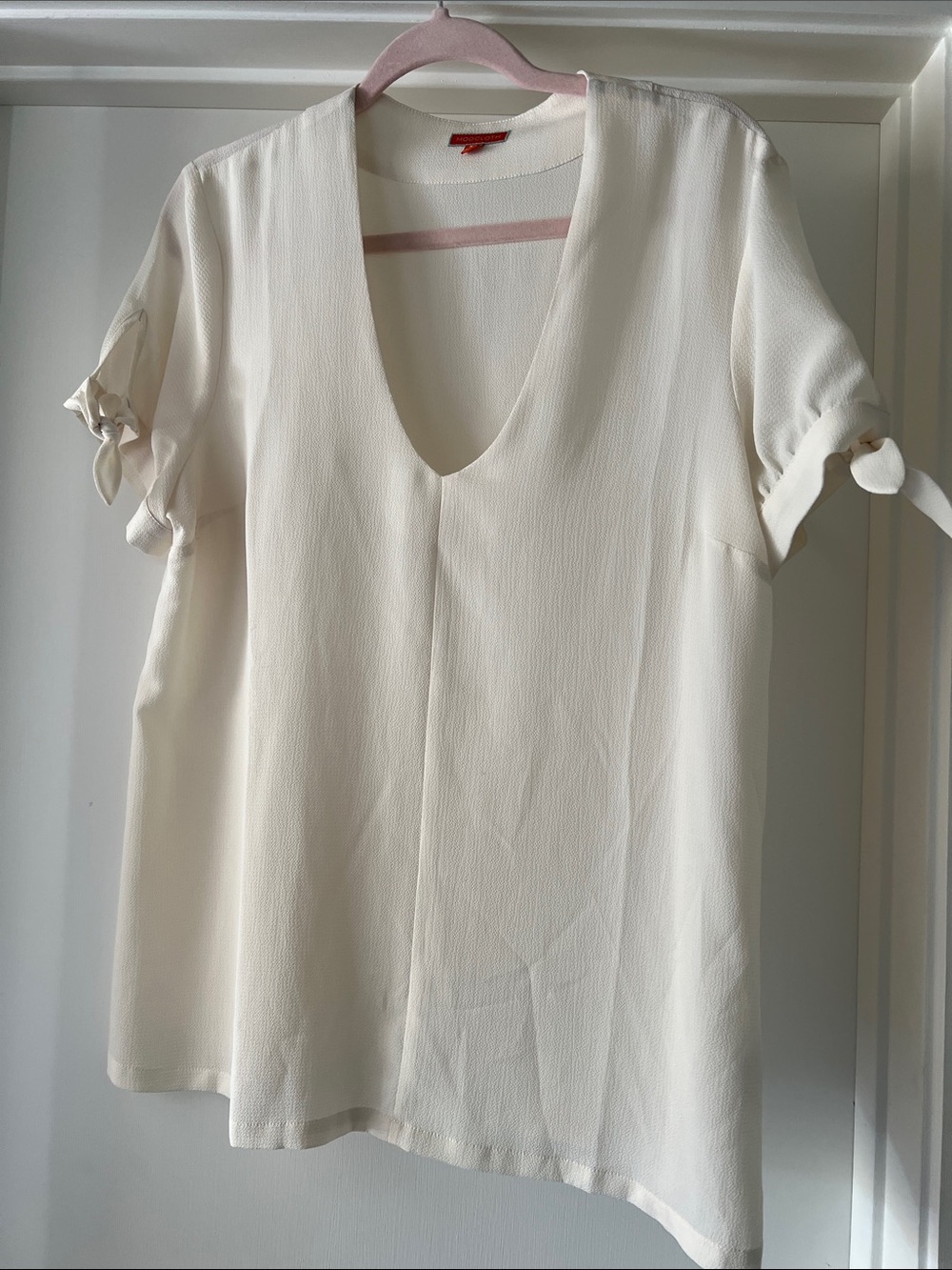 ModCloth Cream V-Neck Tie-Sleeve Blouse